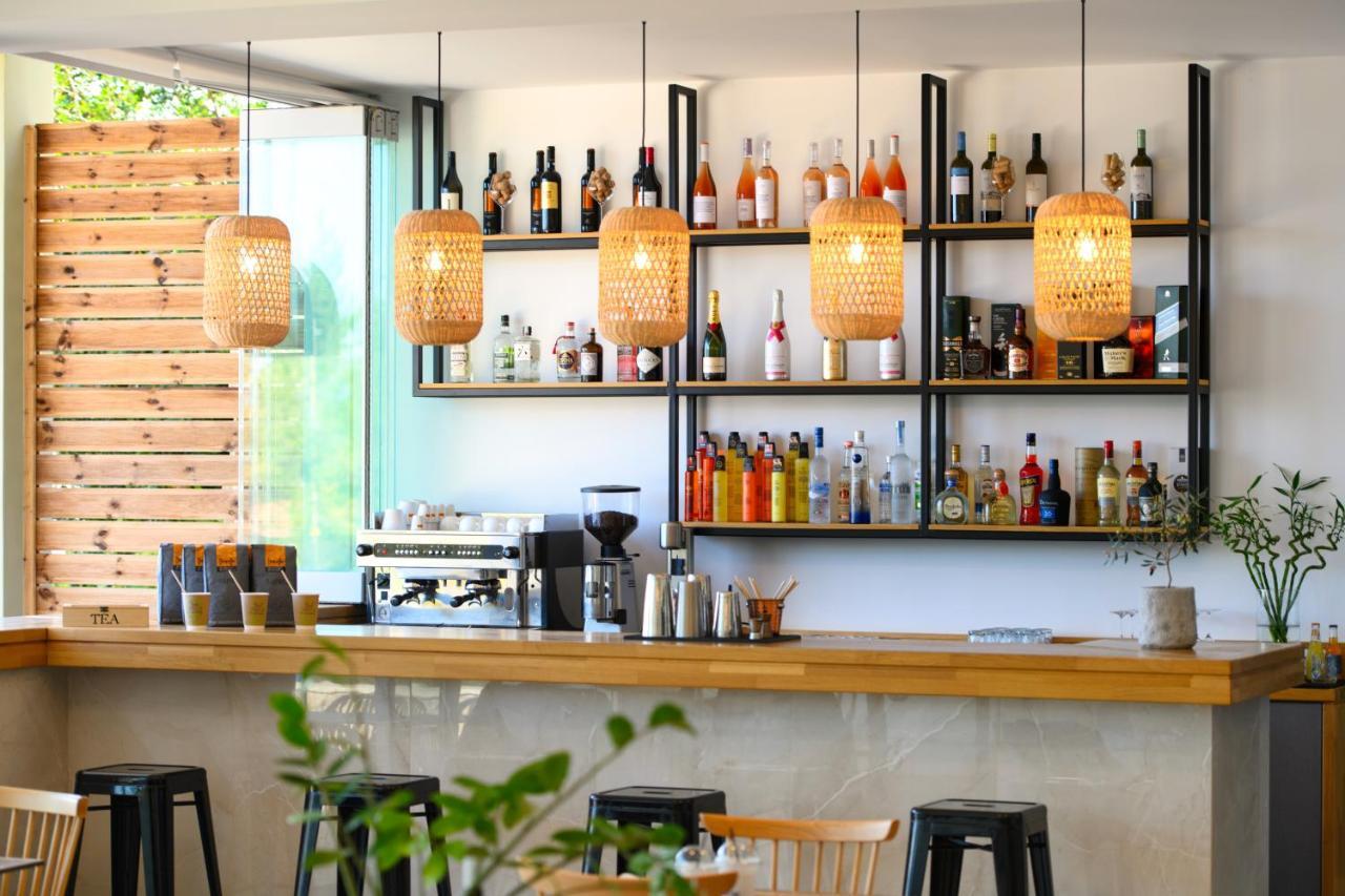 Eleals Boutique Hotel Perama  Eksteriør billede